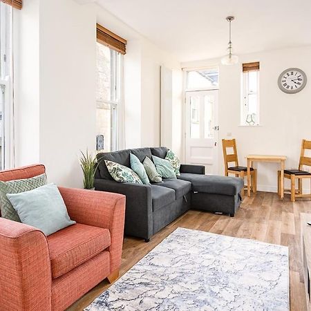 Spacious 2 Bedroom House With Stunning Views Bath Exteriér fotografie