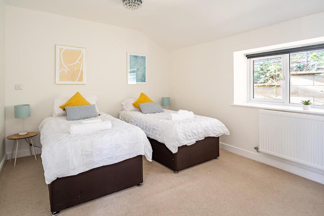 Spacious 2 Bedroom House With Stunning Views Bath Exteriér fotografie