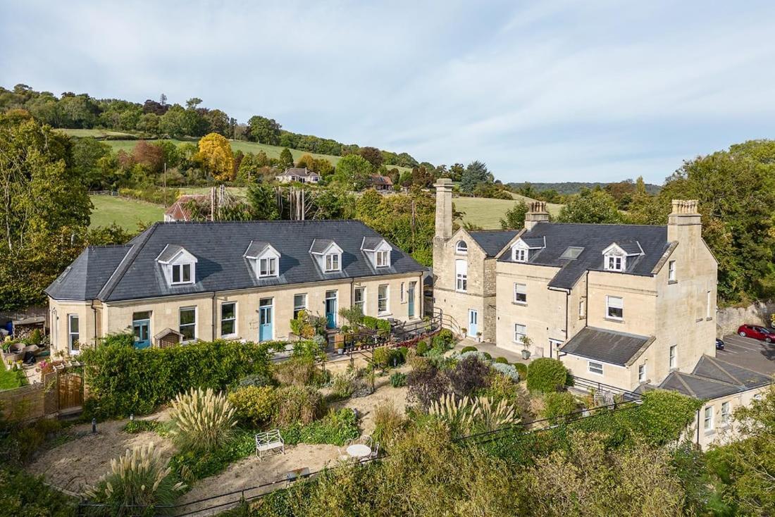 Spacious 2 Bedroom House With Stunning Views Bath Exteriér fotografie